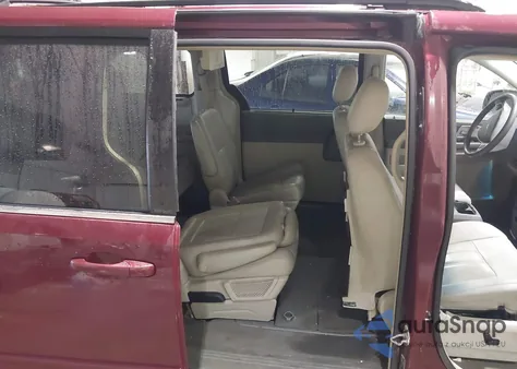 2008 Chrysler Town & Country Touring from USA, damaged, VIN 2A8HR54PX8R684496